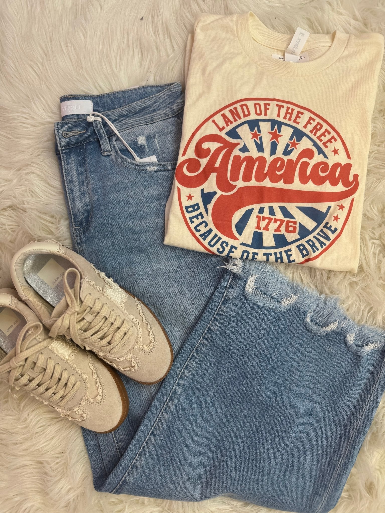 Land of the Free Graphic Tee - Jessi Jayne Boutique