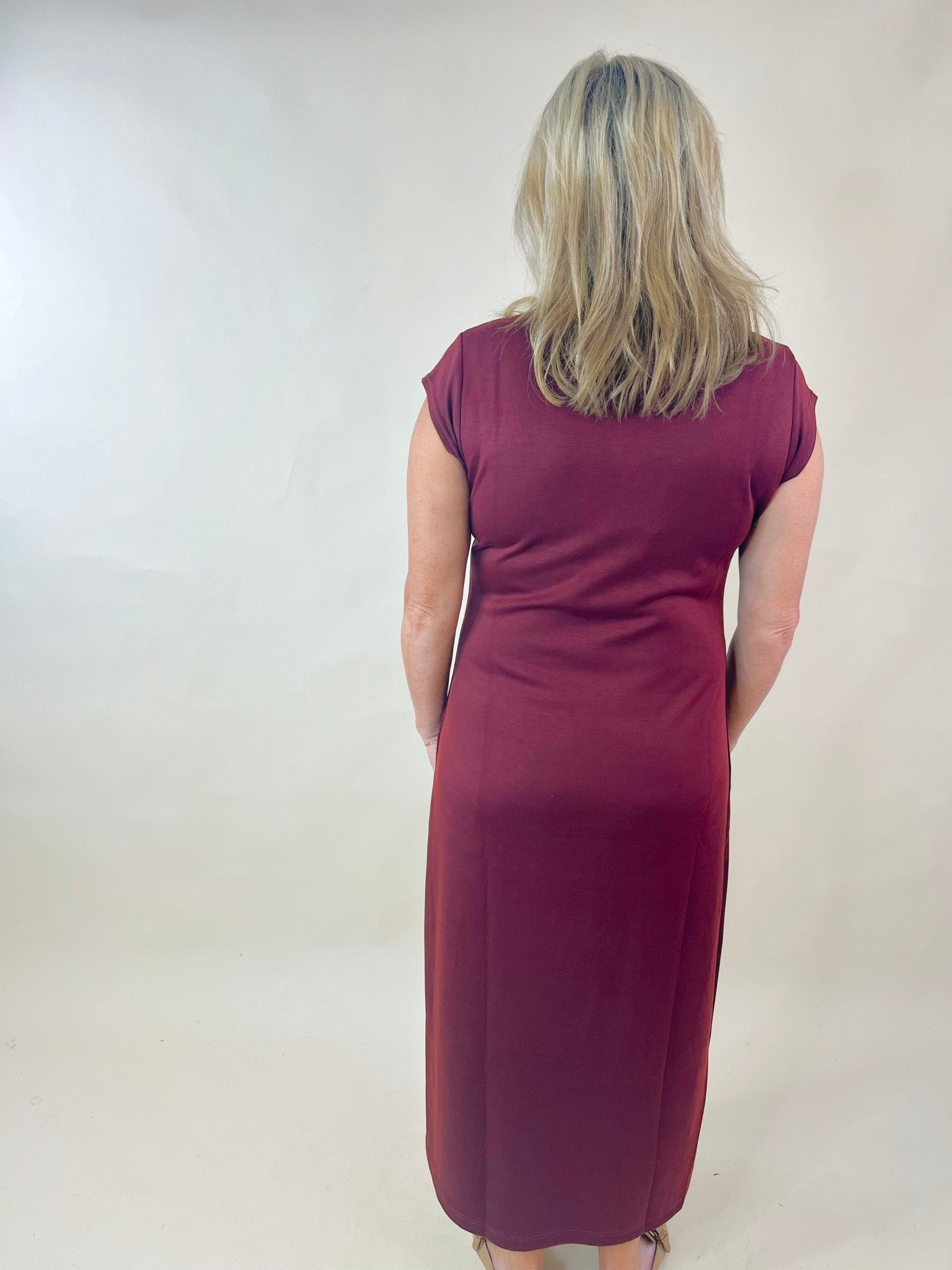 Merlot Elegance Maxi Dress - Jessi Jayne Boutique