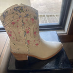 Sweet Cream Pierre Dumas Floral Boots - Jessi Jayne Boutique