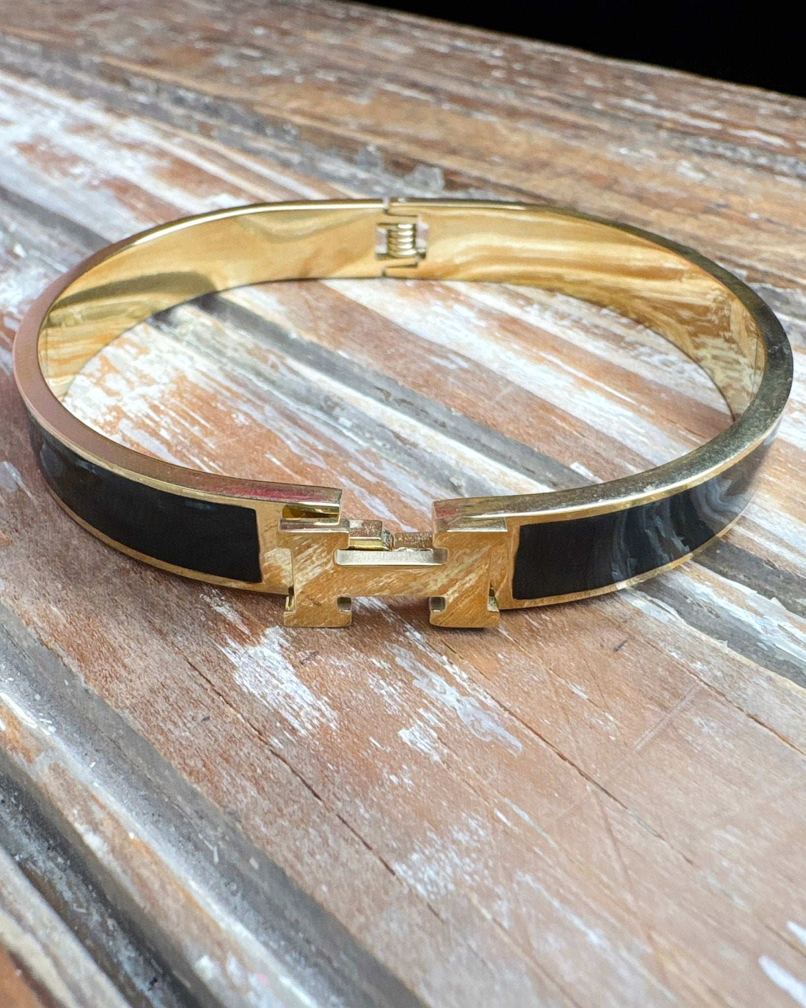 Classic Black and Gold Hinge Bracelet - Jessi Jayne Boutique