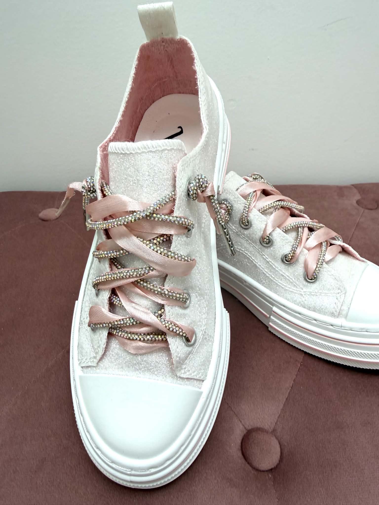 Very G White Glitter Aman Mary's Version Sneakers - Jessi Jayne Boutique