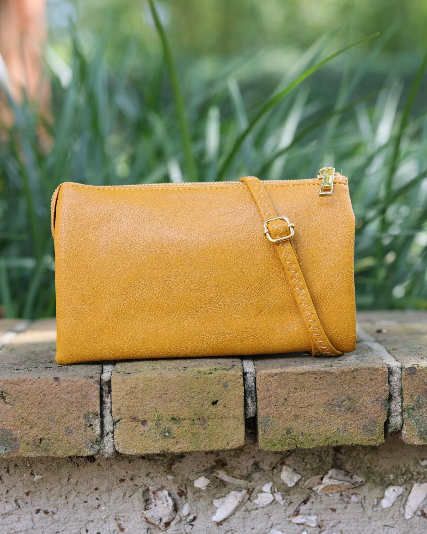 Liz Mustard Crossbody Purse - Jessi Jayne Boutique