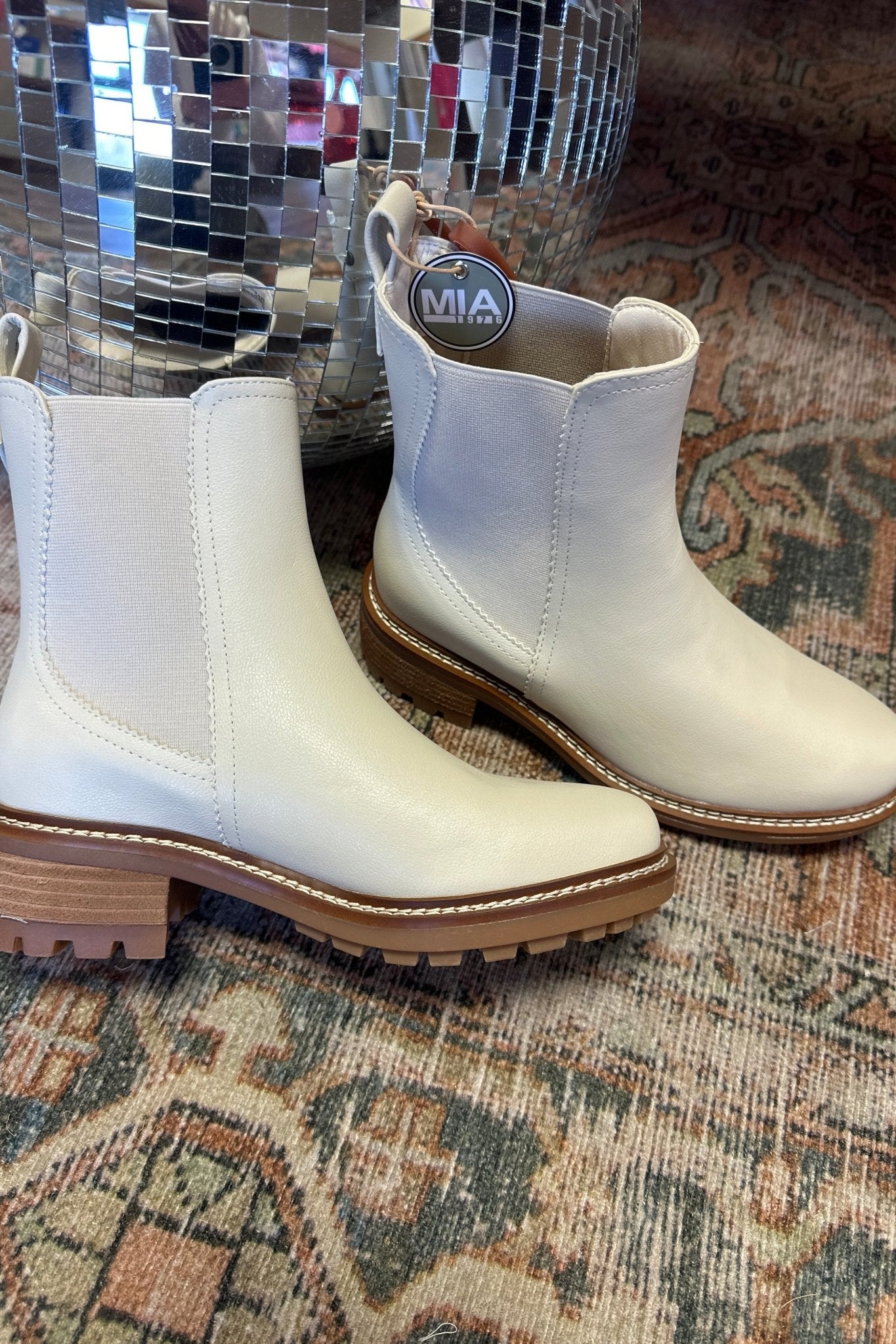 Ecru Mia Parker Chelsea Boots - Jessi Jayne Boutique