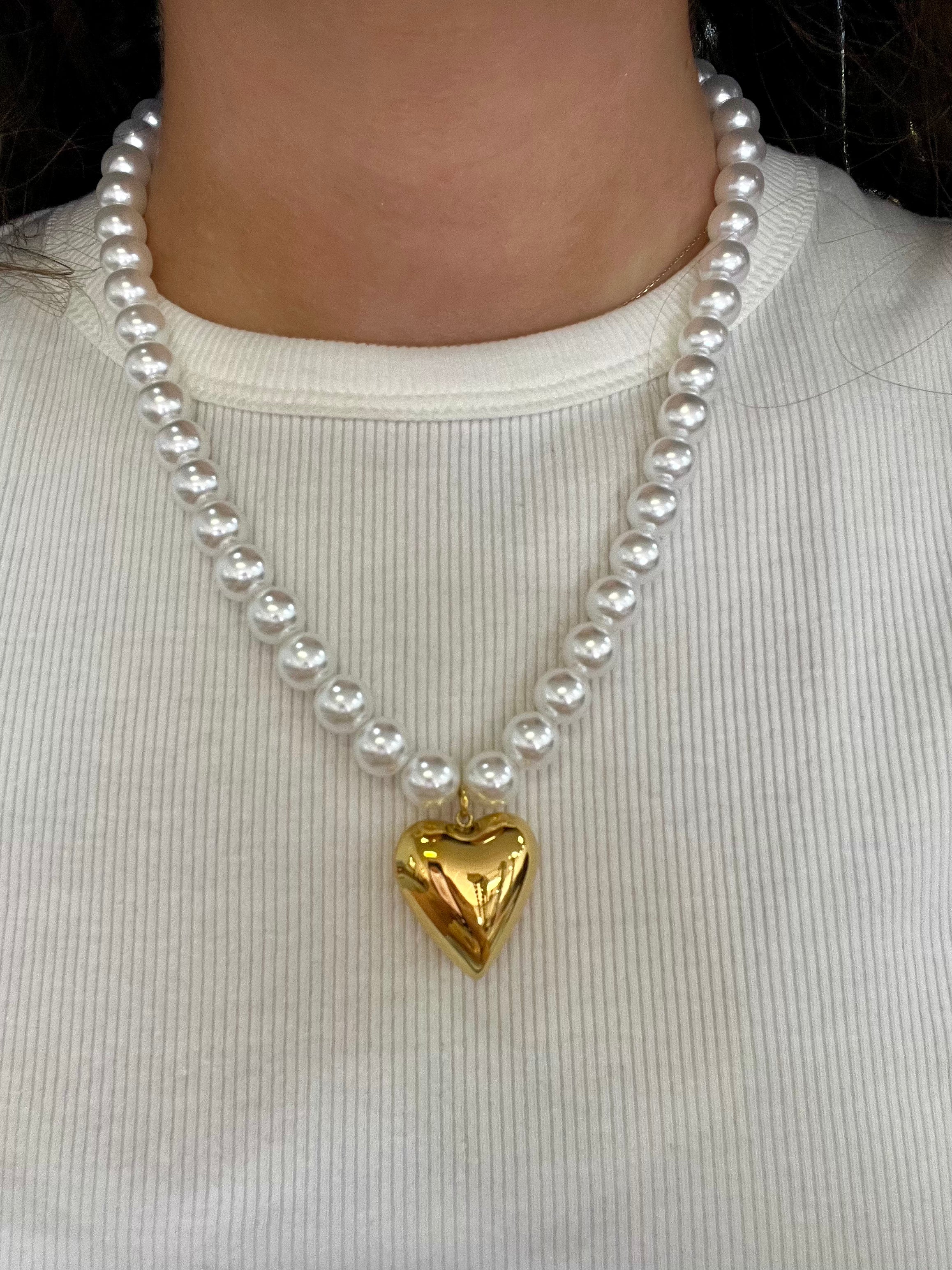 Timeless Pearl Heart Necklace - Jessi Jayne Boutique