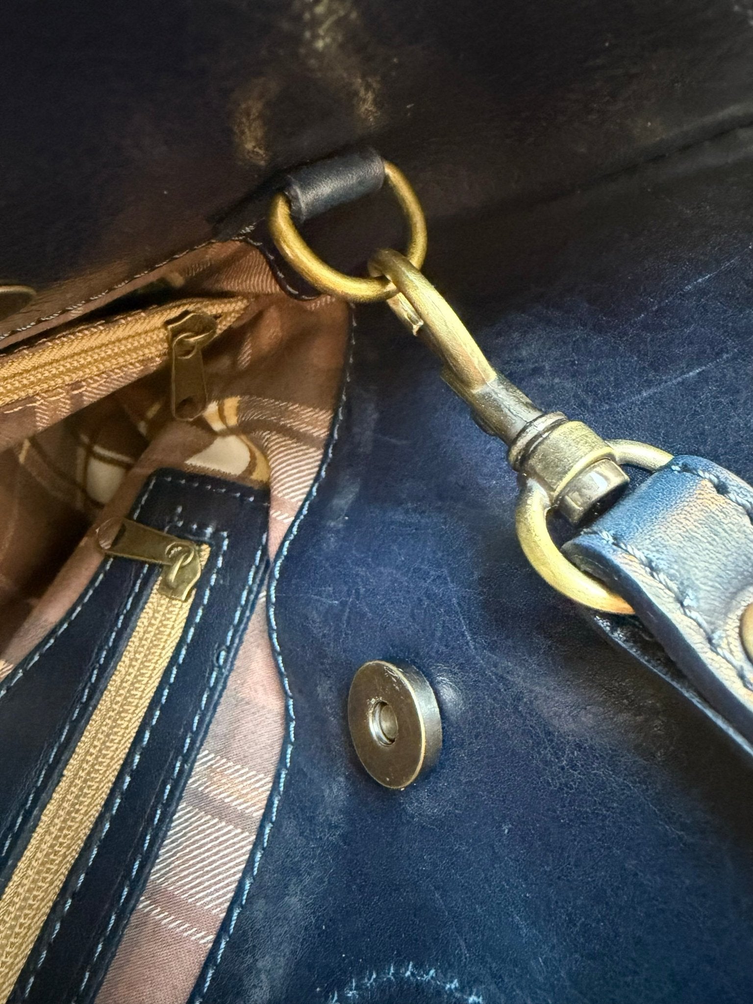 Clarissa Navy Medium Handbag - Jessi Jayne Boutique