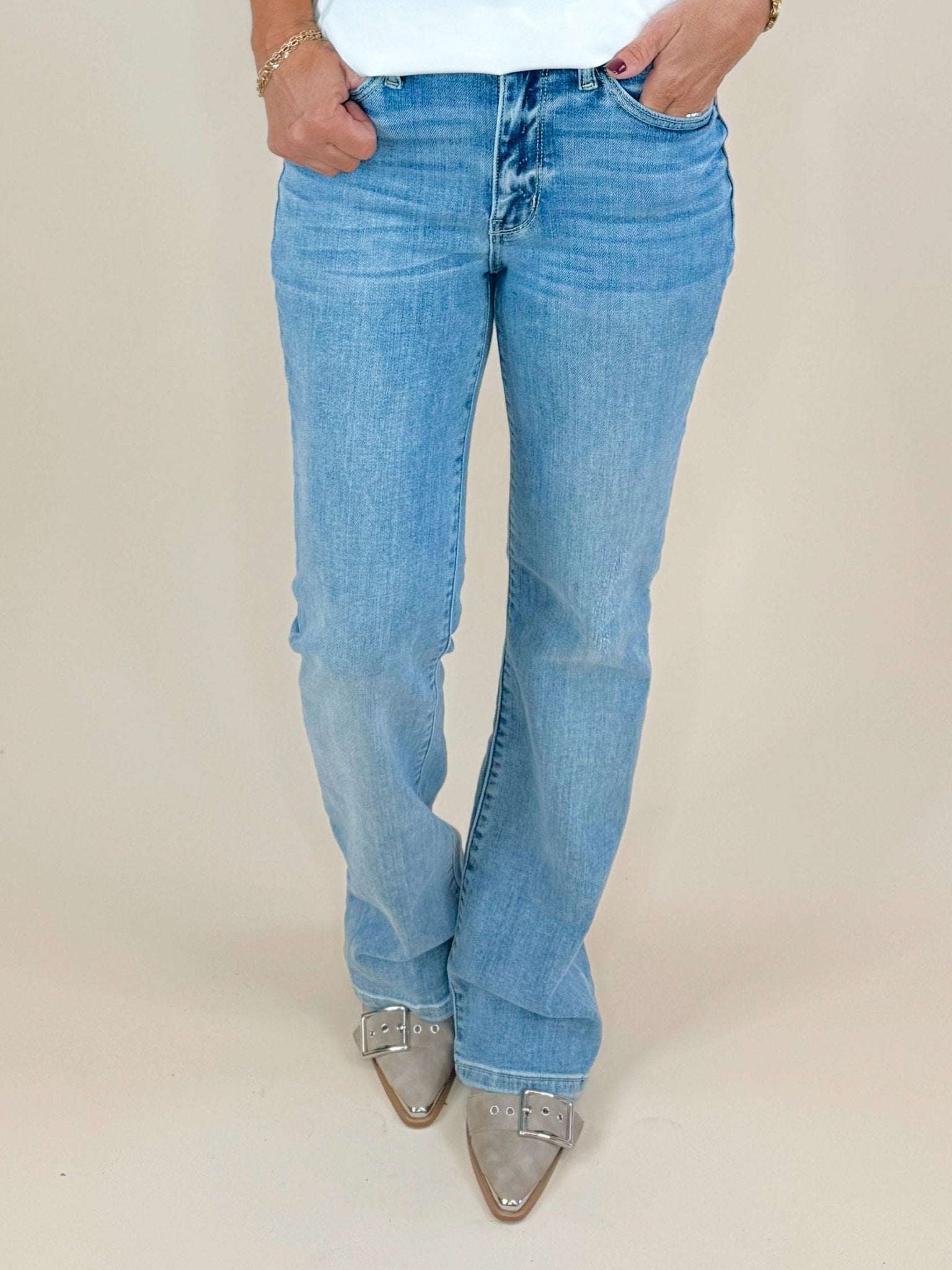 Judy Blue Light Mid Rise Bootcut Jeans 31" Inseam - Jessi Jayne Boutique