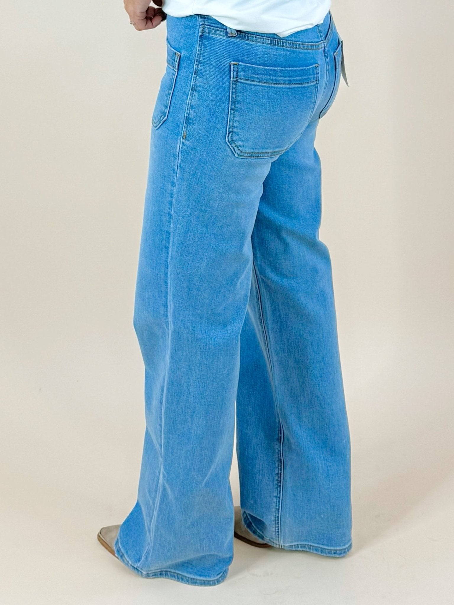 Put You First High Rise Vervet Patch Pocket Wide Leg Jeans 32" Inseam - Jessi Jayne Boutique