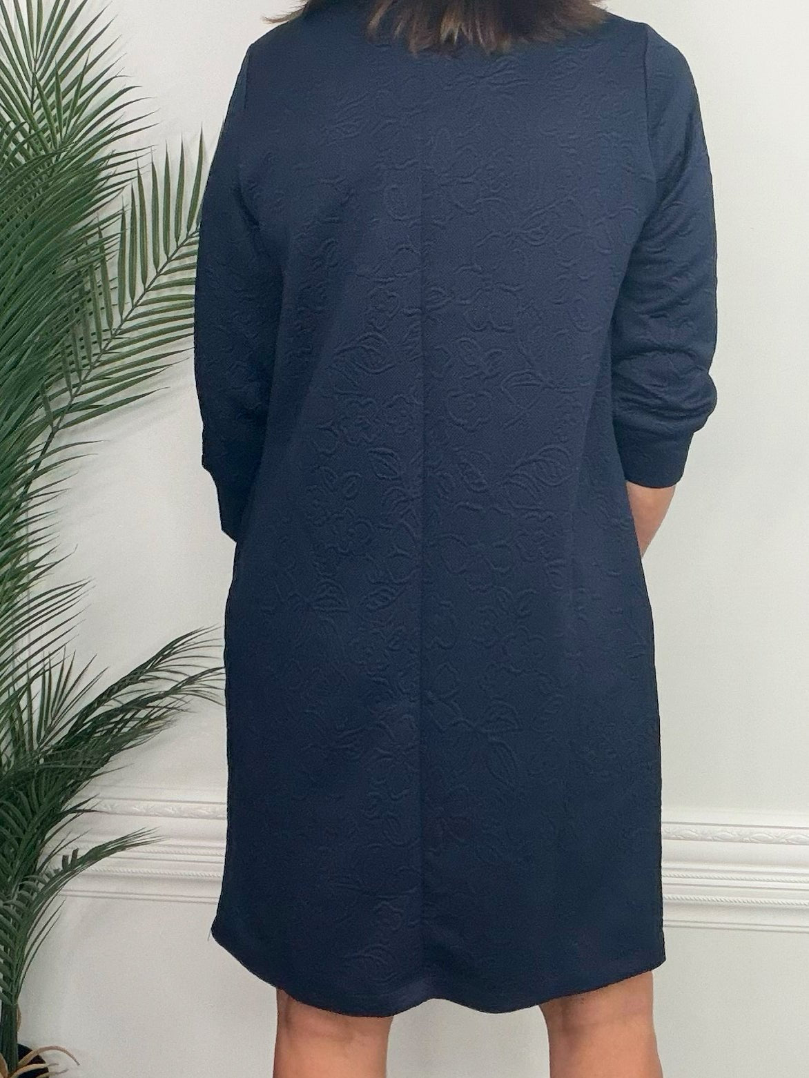 Kensington Textured Shift Dress - Jessi Jayne Boutique