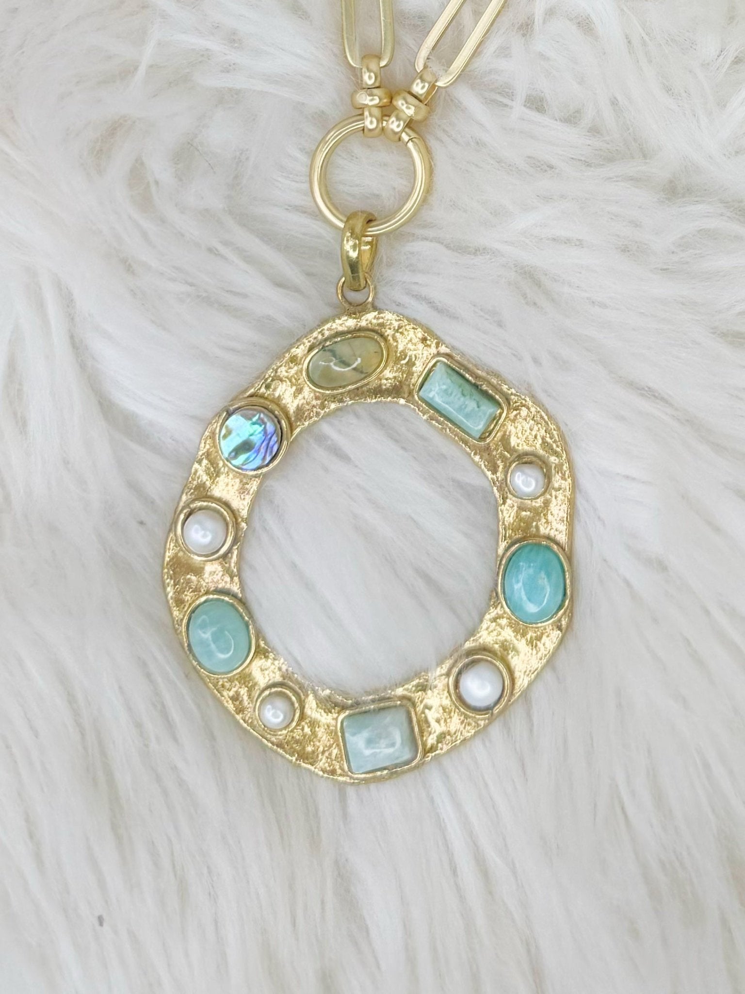 Seaside Treasure Open Pendant Necklace - Jessi Jayne Boutique