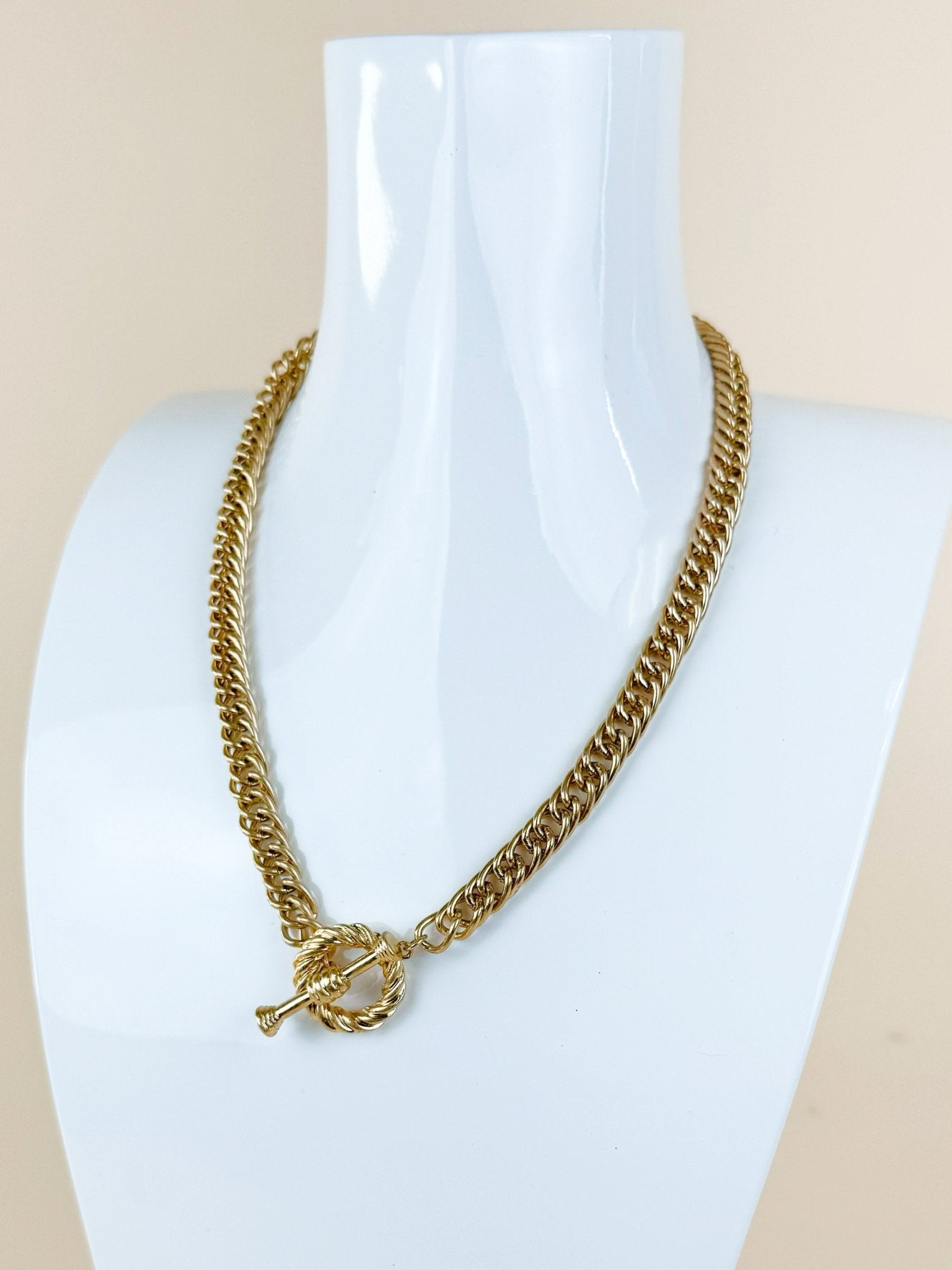 Twisted Toggle Chain Necklace - Jessi Jayne Boutique