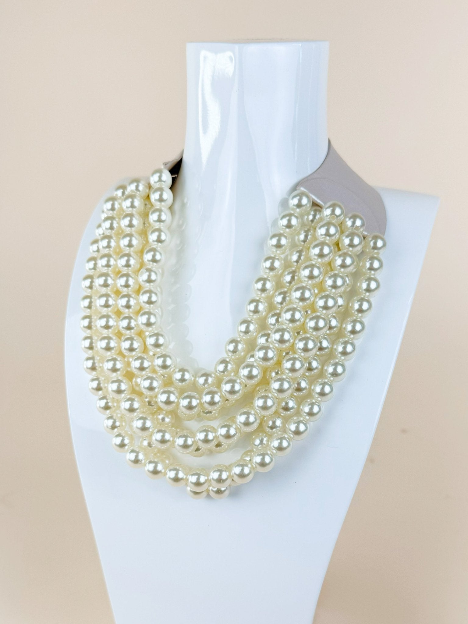 Timeless Elegance Pearl Necklace - Jessi Jayne Boutique