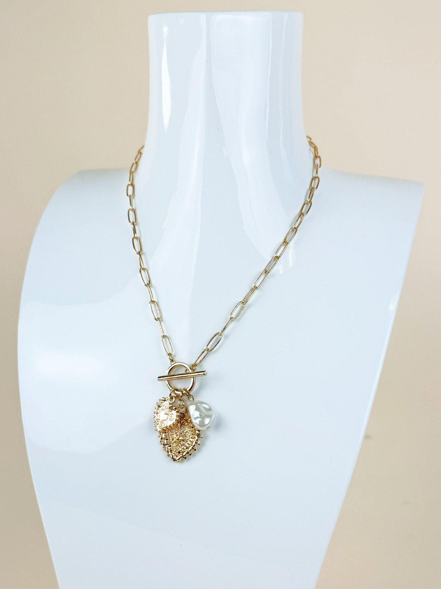 Golden Heart Pendant Necklace - Jessi Jayne Boutique