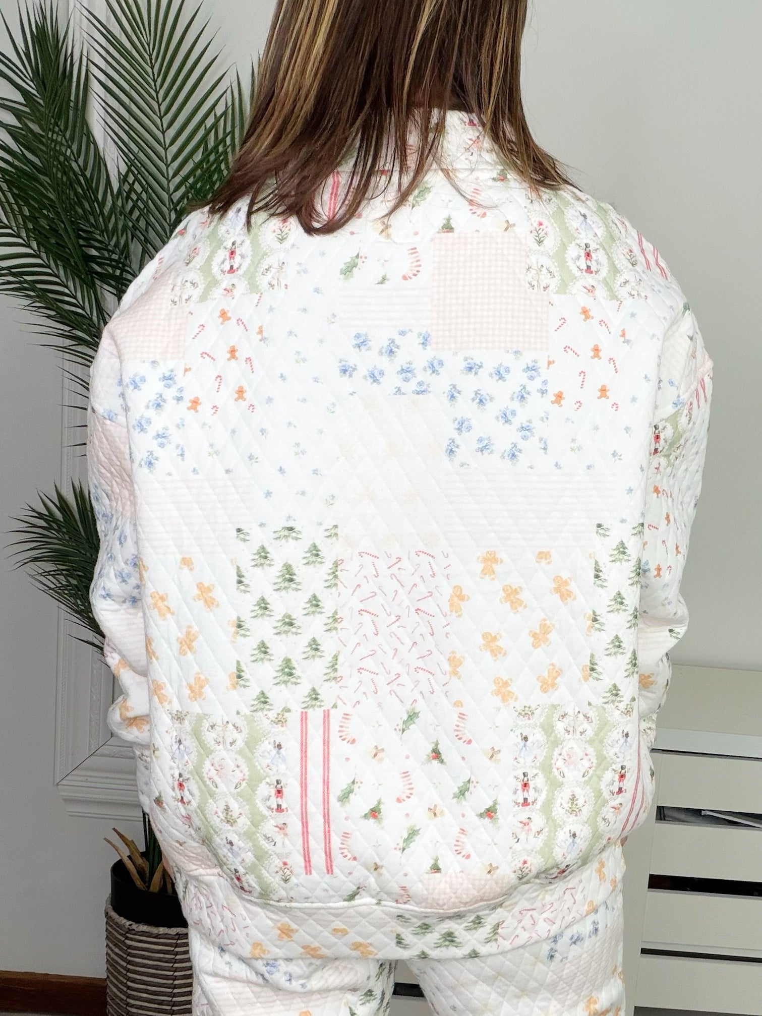 Christmas Holiday Quilted Mockneck Sweatshirt - Jessi Jayne Boutique