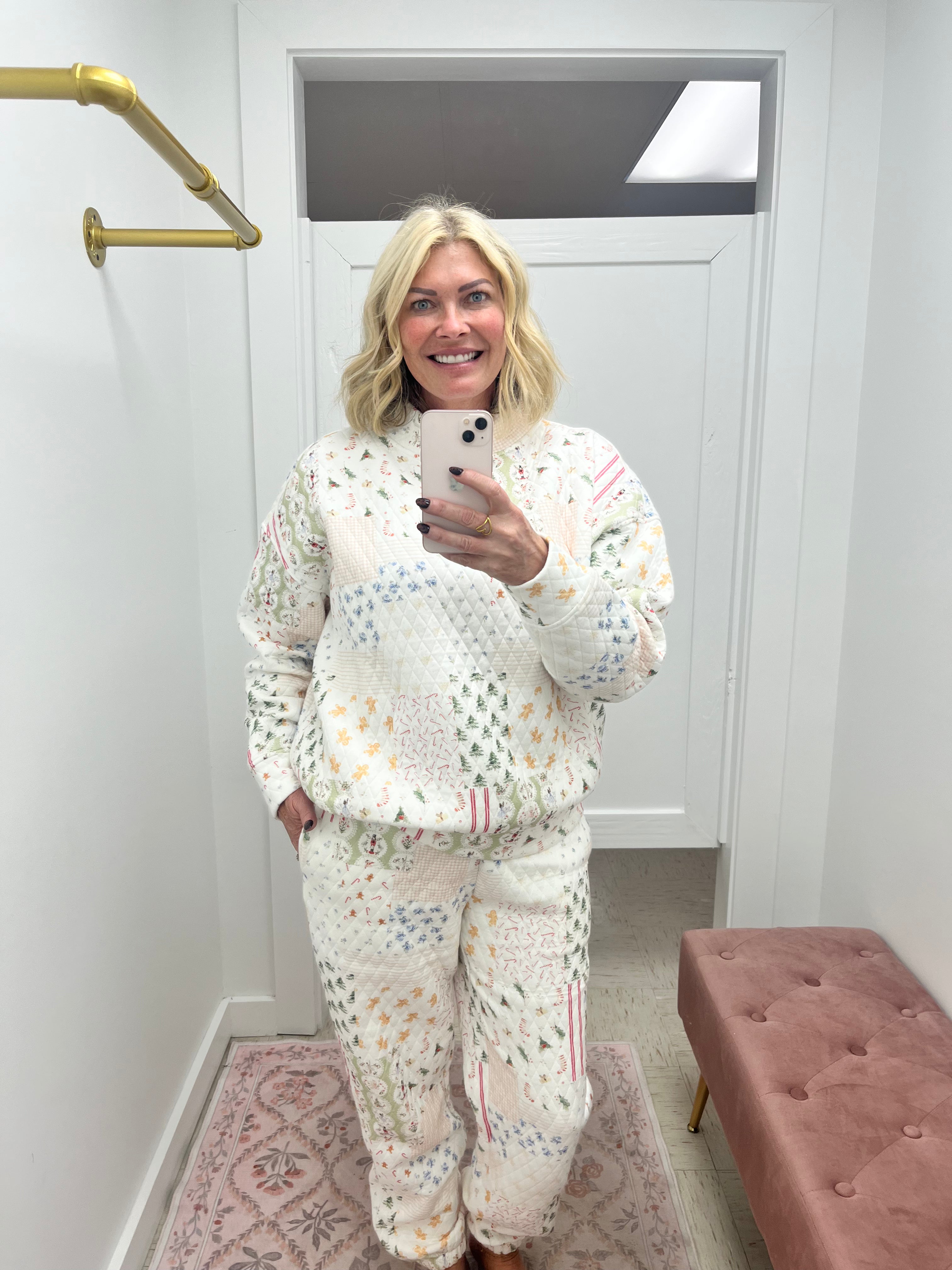Christmas Holiday Quilted Mockneck Sweatshirt - Jessi Jayne Boutique