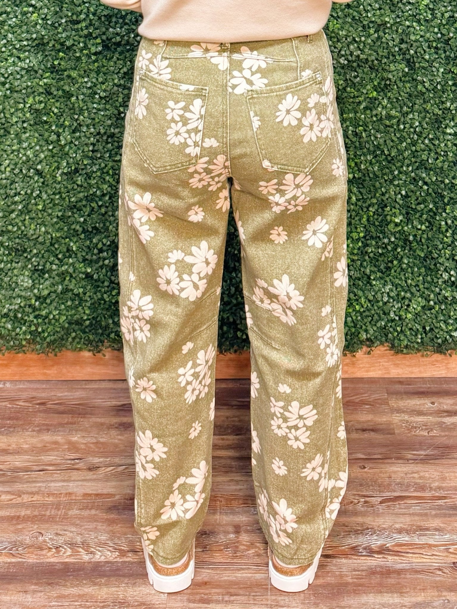 Olive Bloom Barrel Jeans - Jessi Jayne Boutique