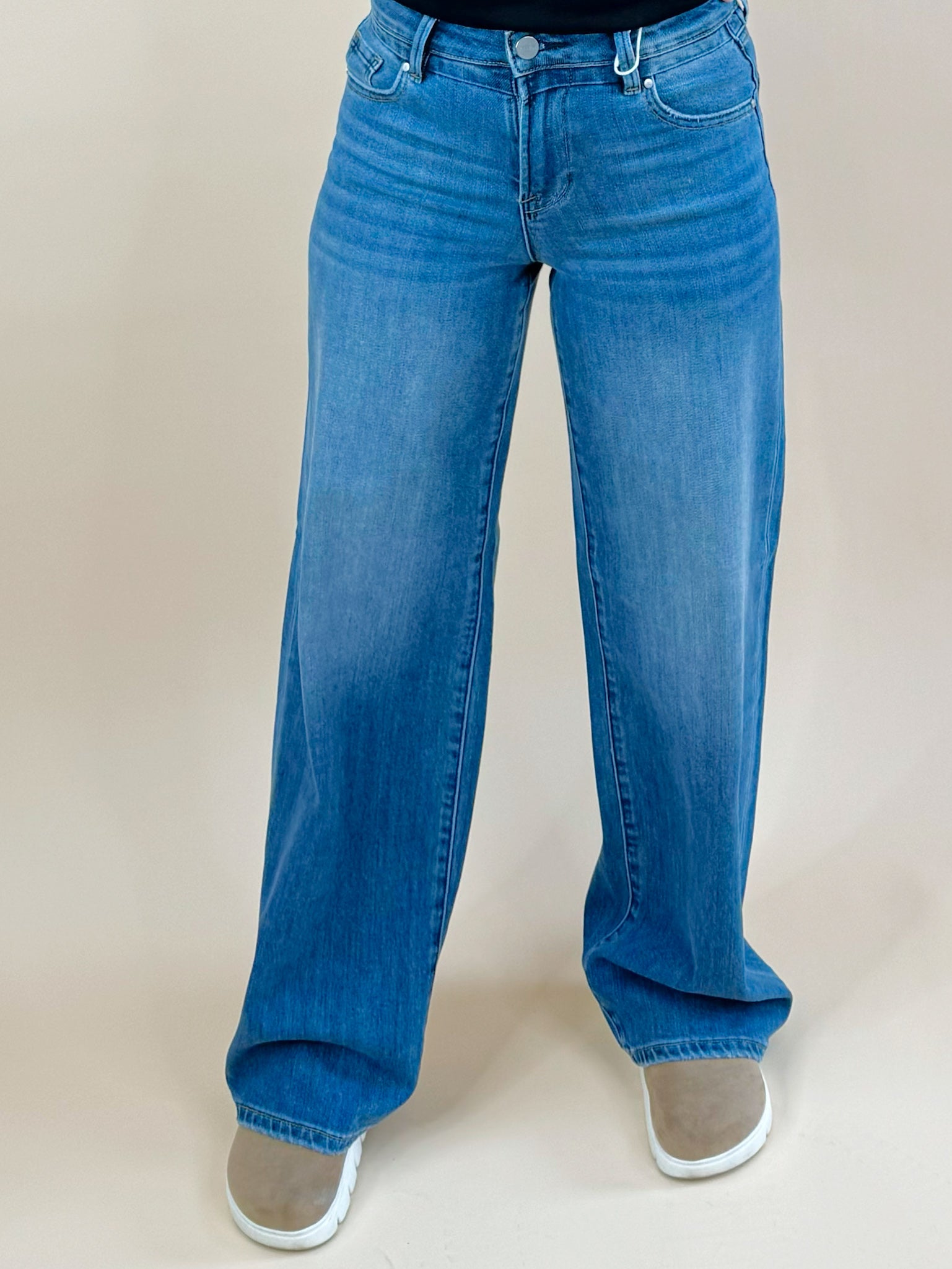 Risen Roamer Relaxed Jean - Jessi Jayne Boutique