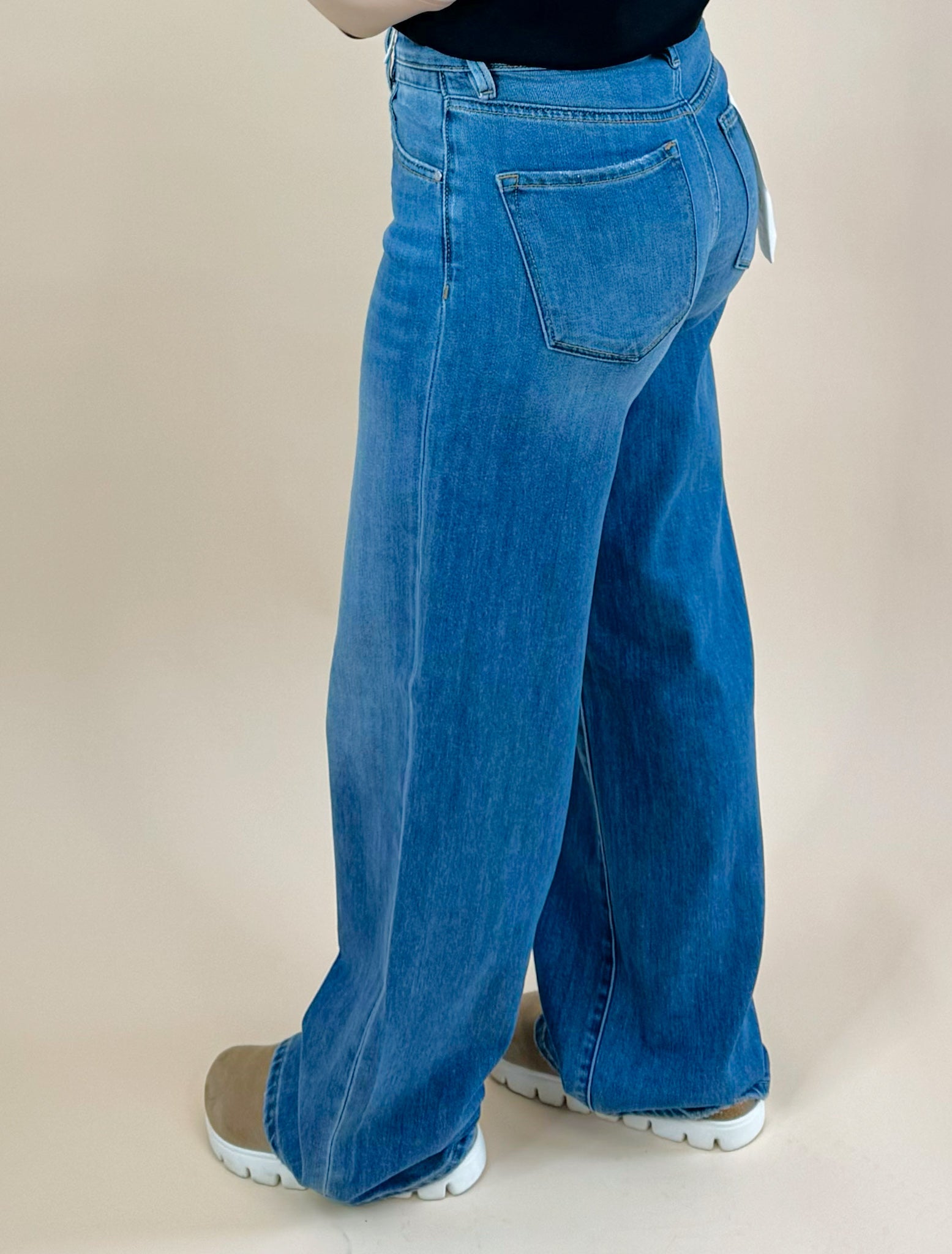 Risen Roamer Relaxed Jean - Jessi Jayne Boutique