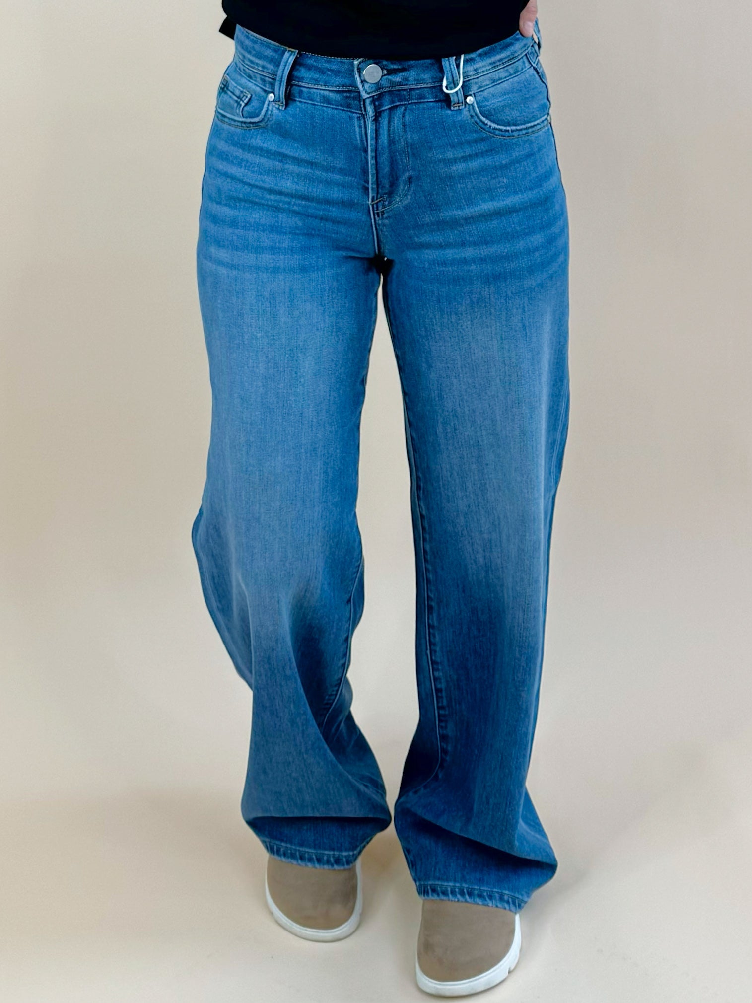 Risen Roamer Relaxed Jean - Jessi Jayne Boutique