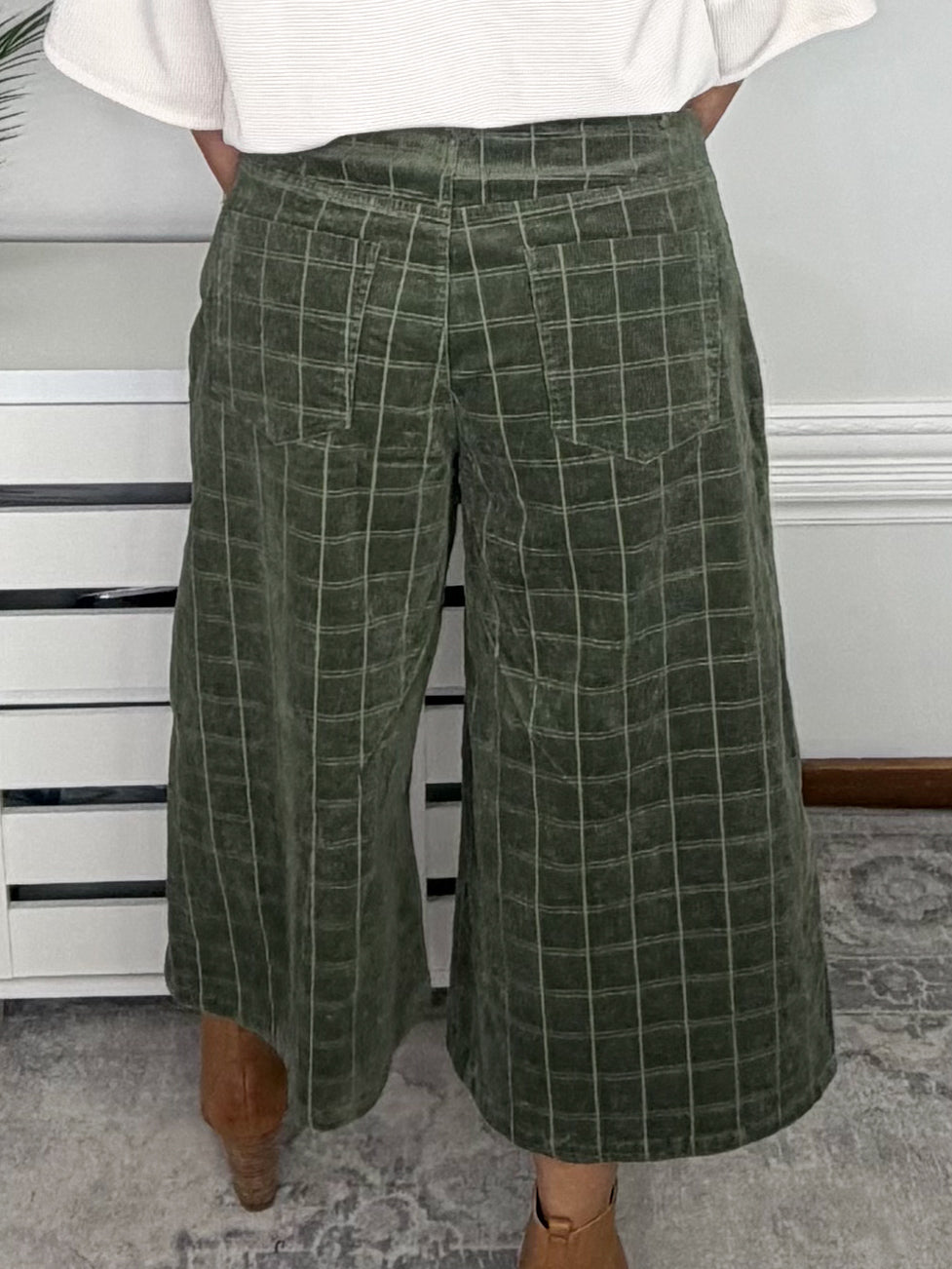 Off Duty Olive Windowpane Corduroy Wide-Leg Pants - Jessi Jayne Boutique