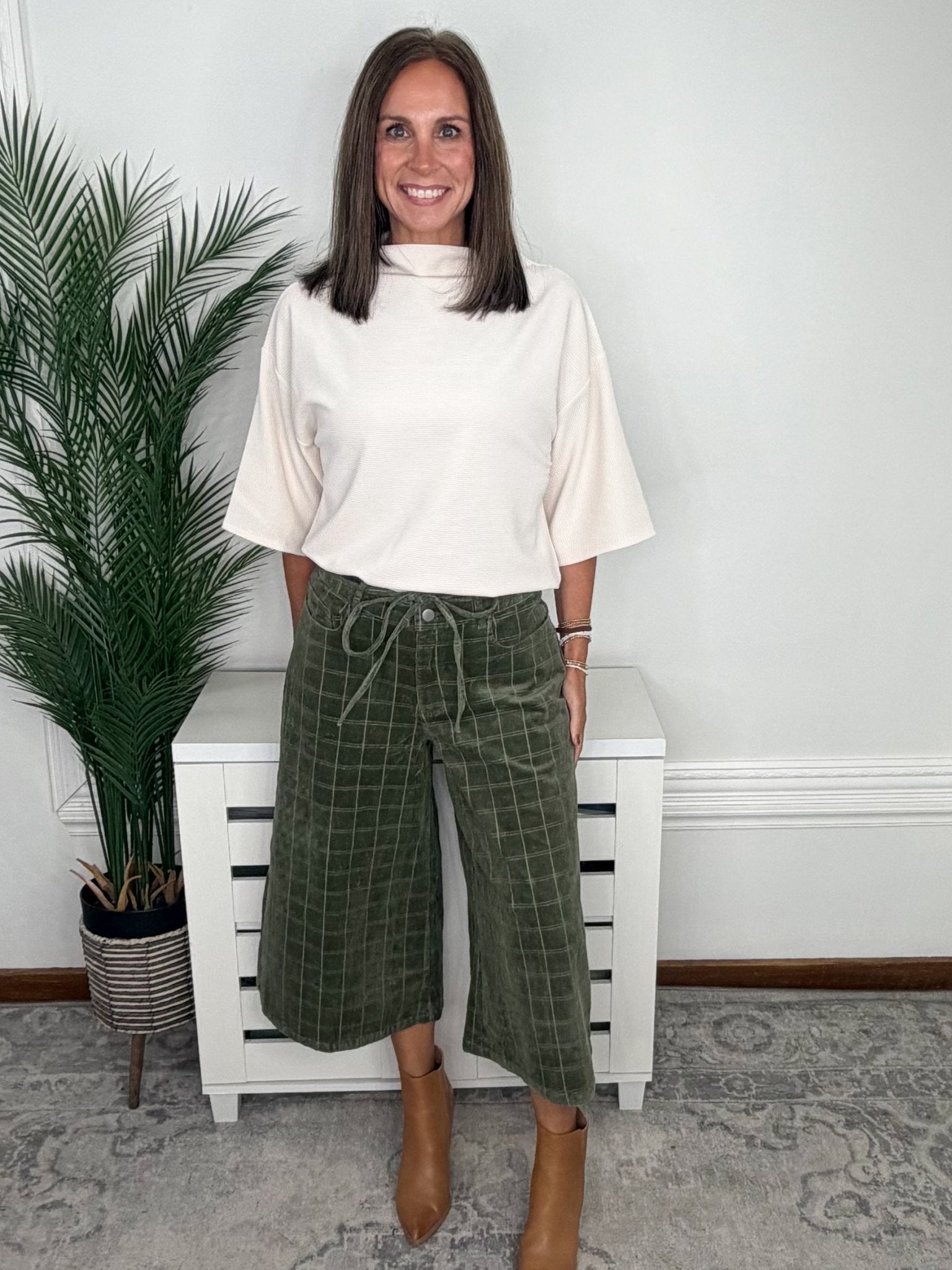 Off Duty Olive Windowpane Corduroy Wide-Leg Pants - Jessi Jayne Boutique