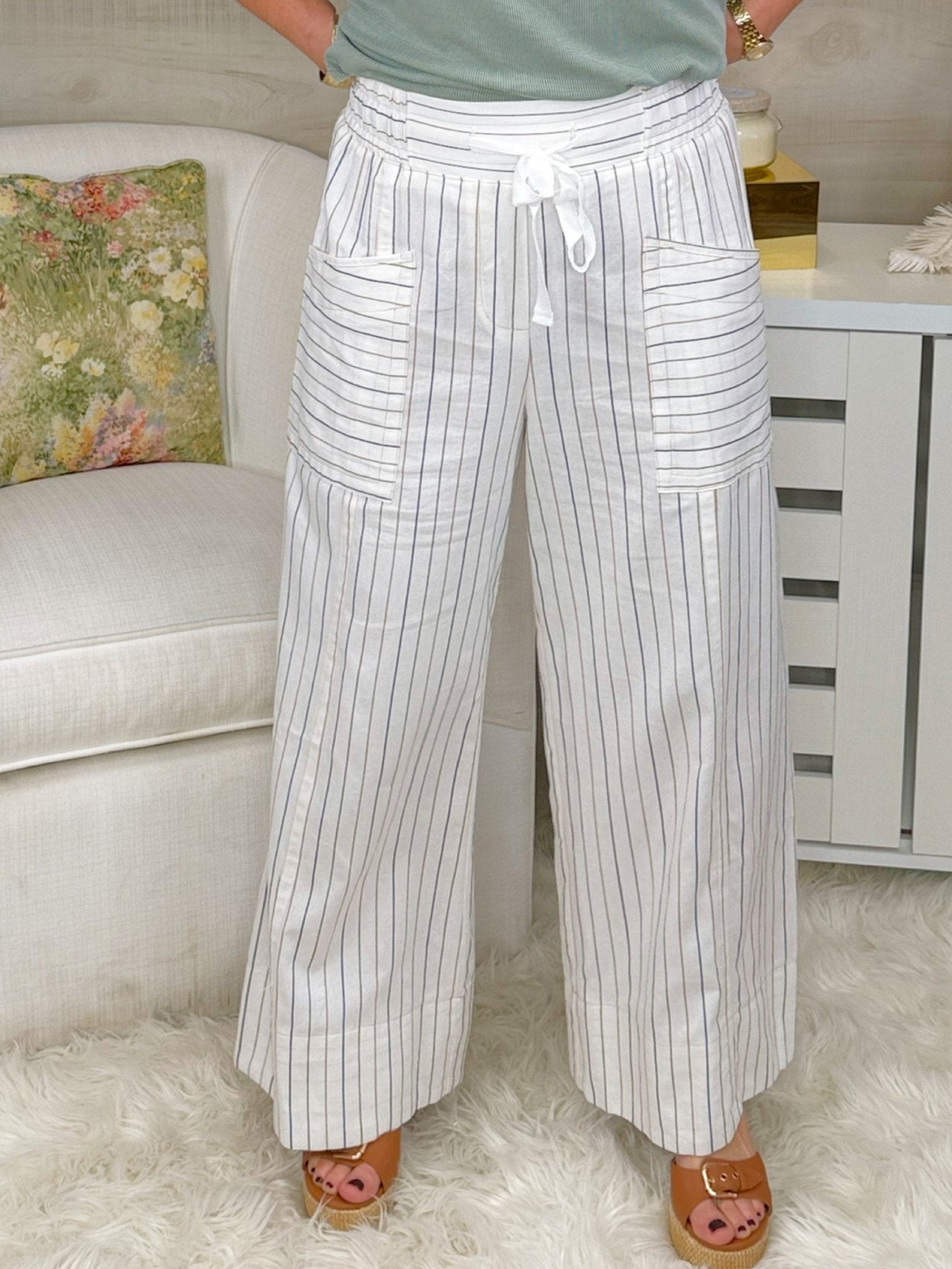 Clean Lines Cropped Wide Leg Pants - Jessi Jayne Boutique