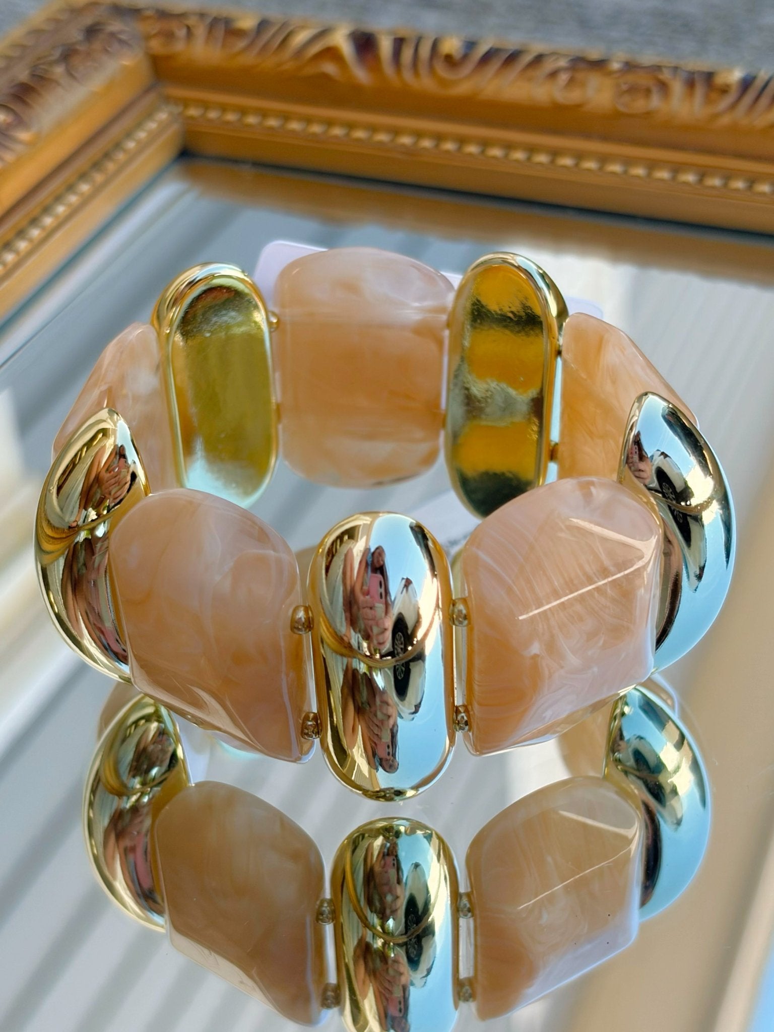 Champagne Resin & Gold Bracelet - Jessi Jayne Boutique