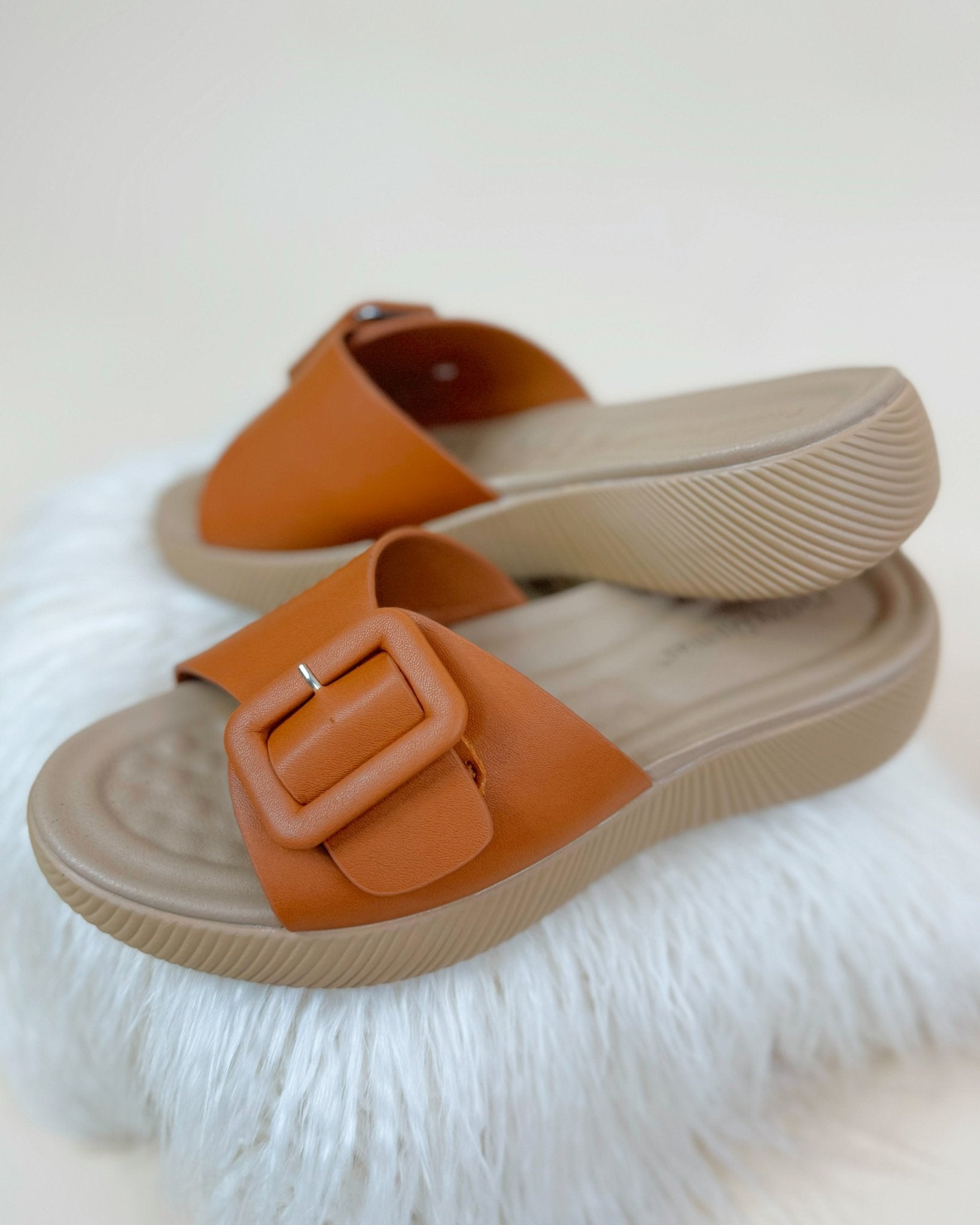 Pierre Dumas Davy New Tan Sandals - Jessi Jayne Boutique