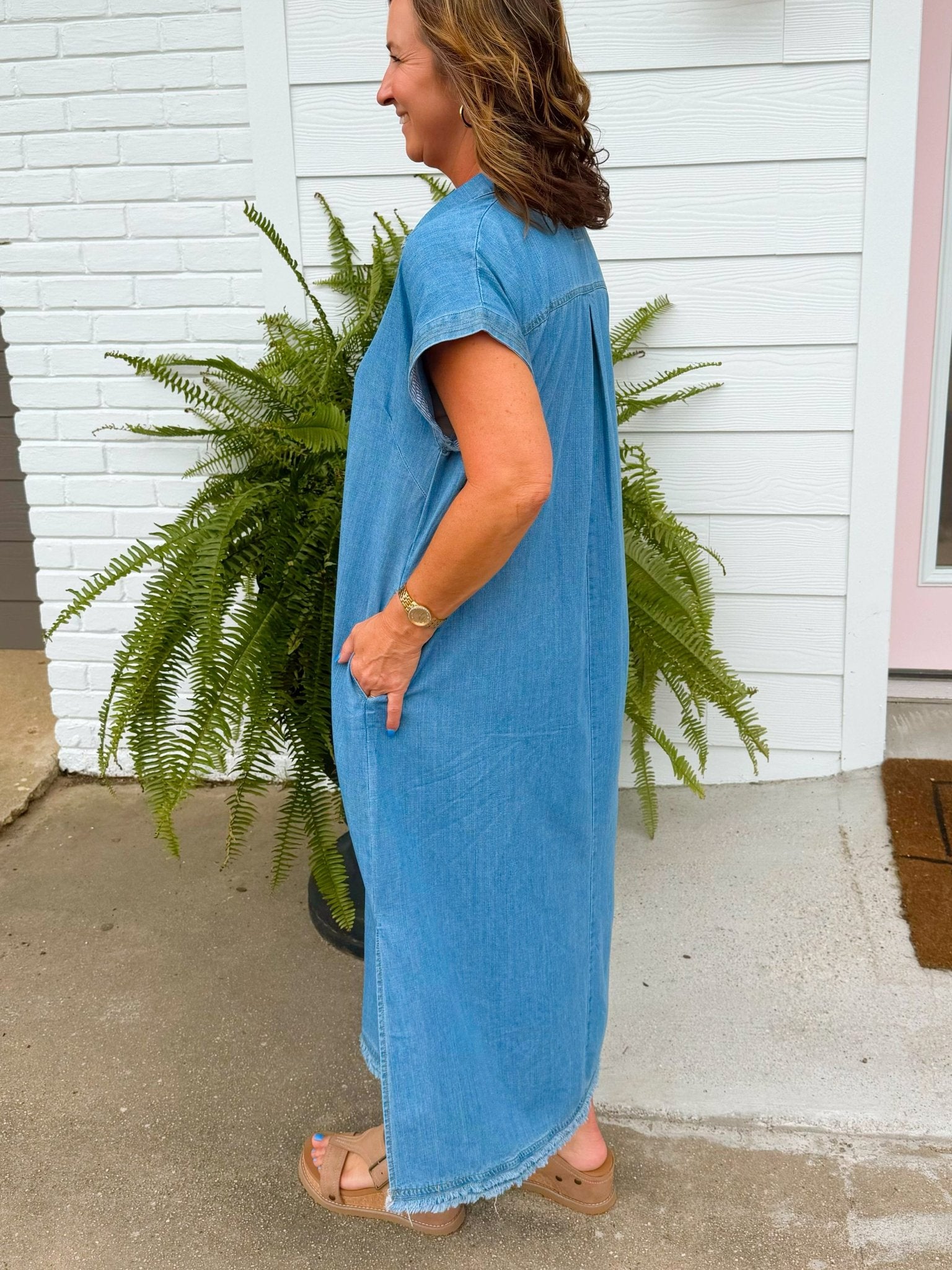 Weekend Stroll Denim Midi Dress - Jessi Jayne Boutique