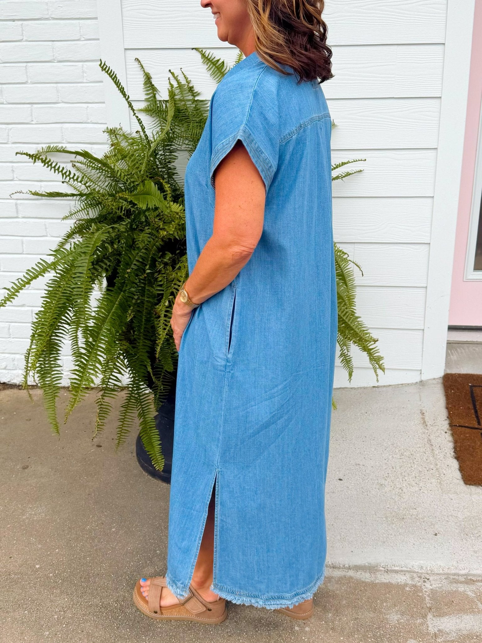 Weekend Stroll Denim Midi Dress - Jessi Jayne Boutique