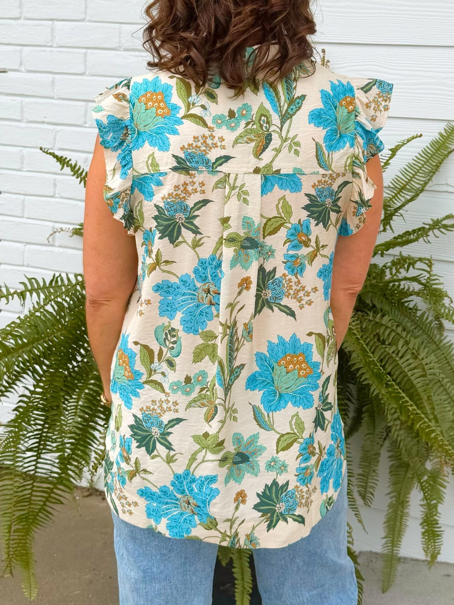 Blue Willow Floral Top - Jessi Jayne Boutique