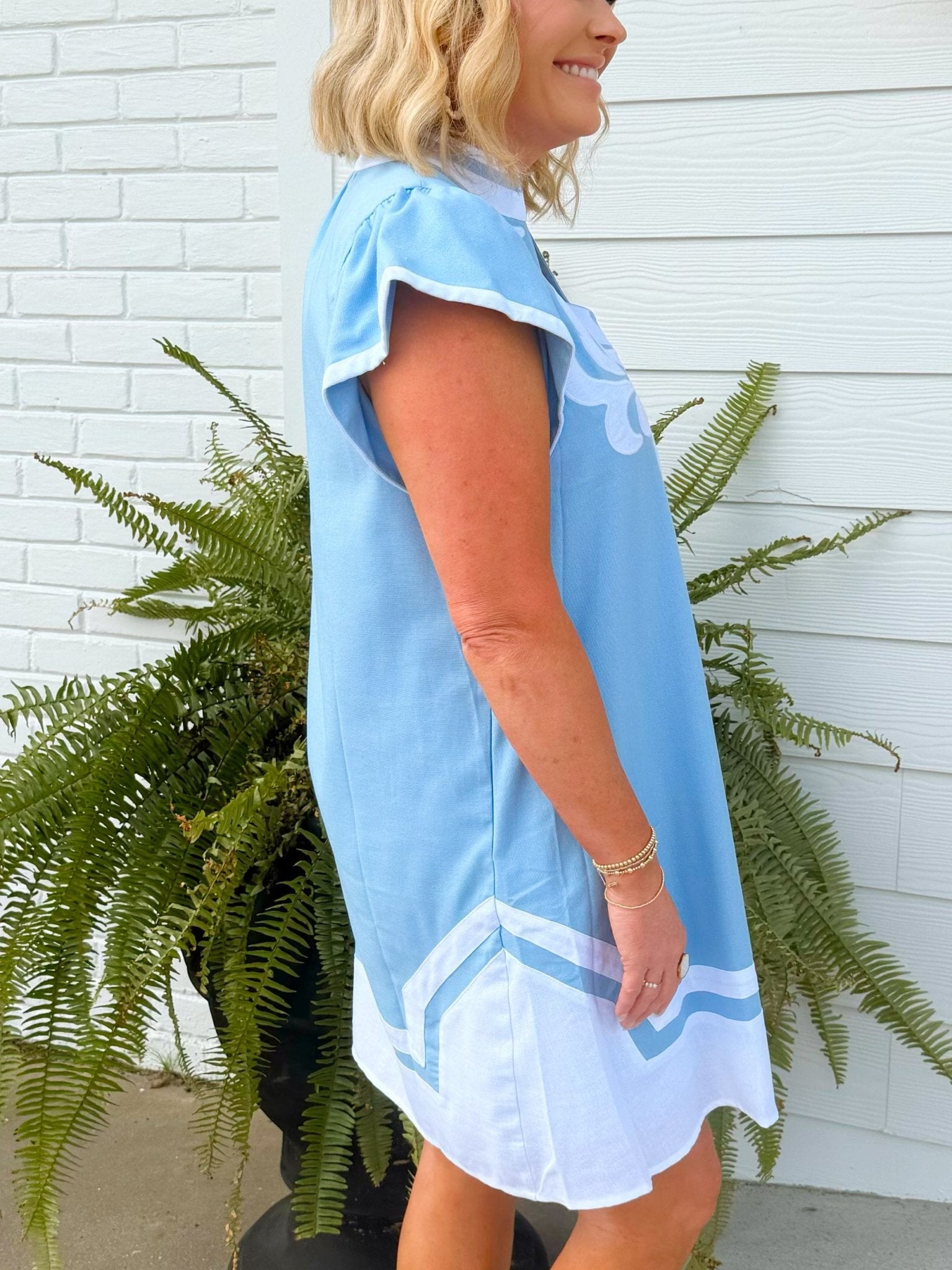 Bluebell Manor Linen Blend Dress - Jessi Jayne Boutique