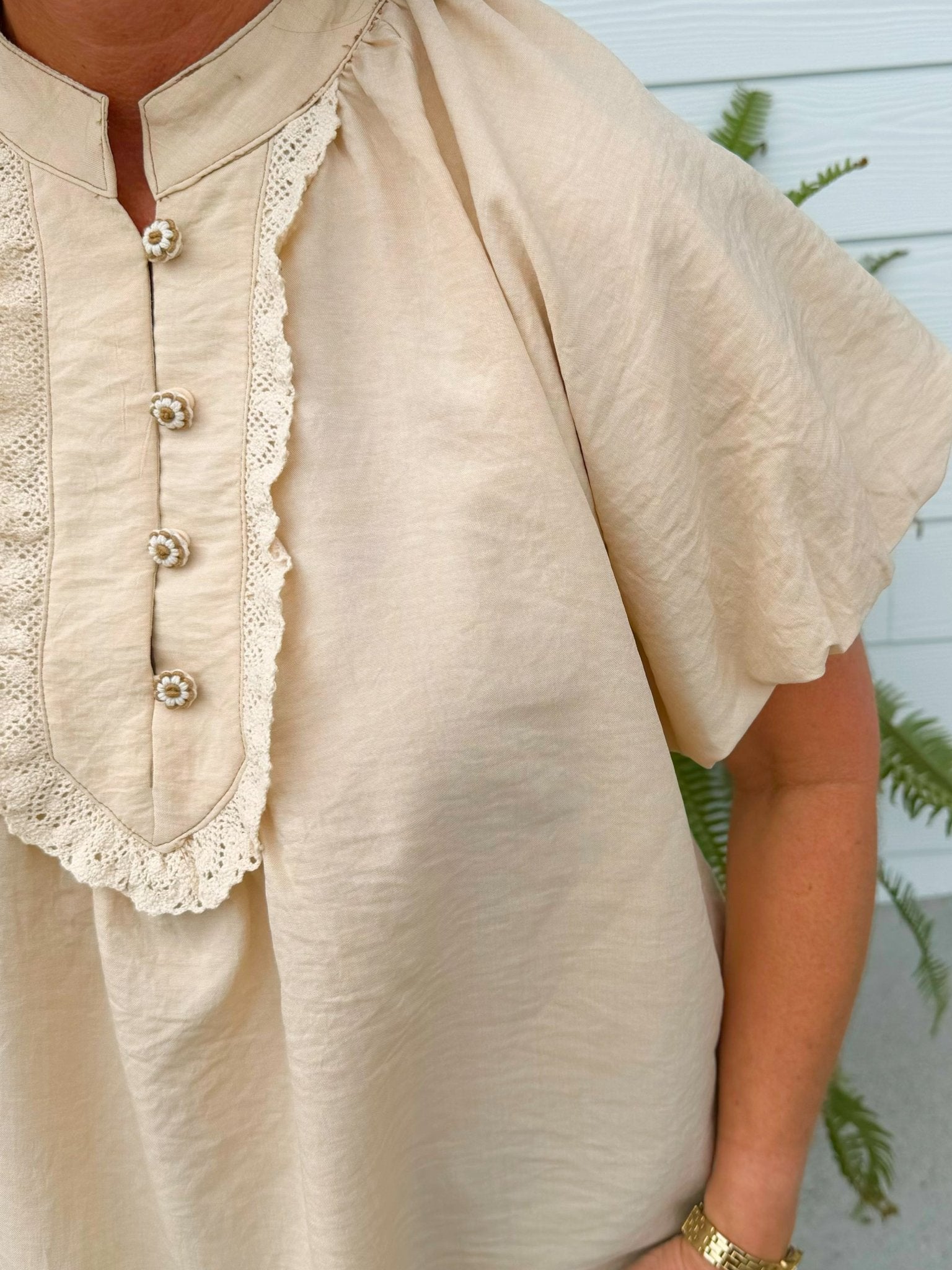 Camellia Charm Puff Sleeve Blouse - Jessi Jayne Boutique