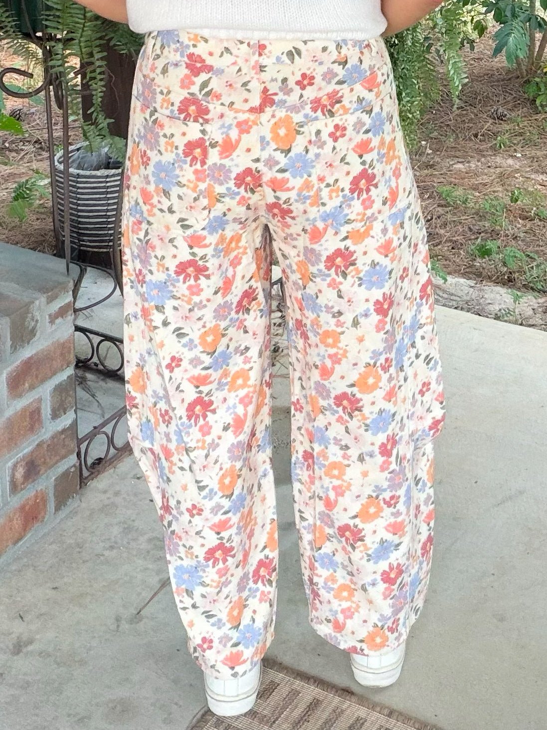 Wildflower Way Barrel Pants - Jessi Jayne Boutique