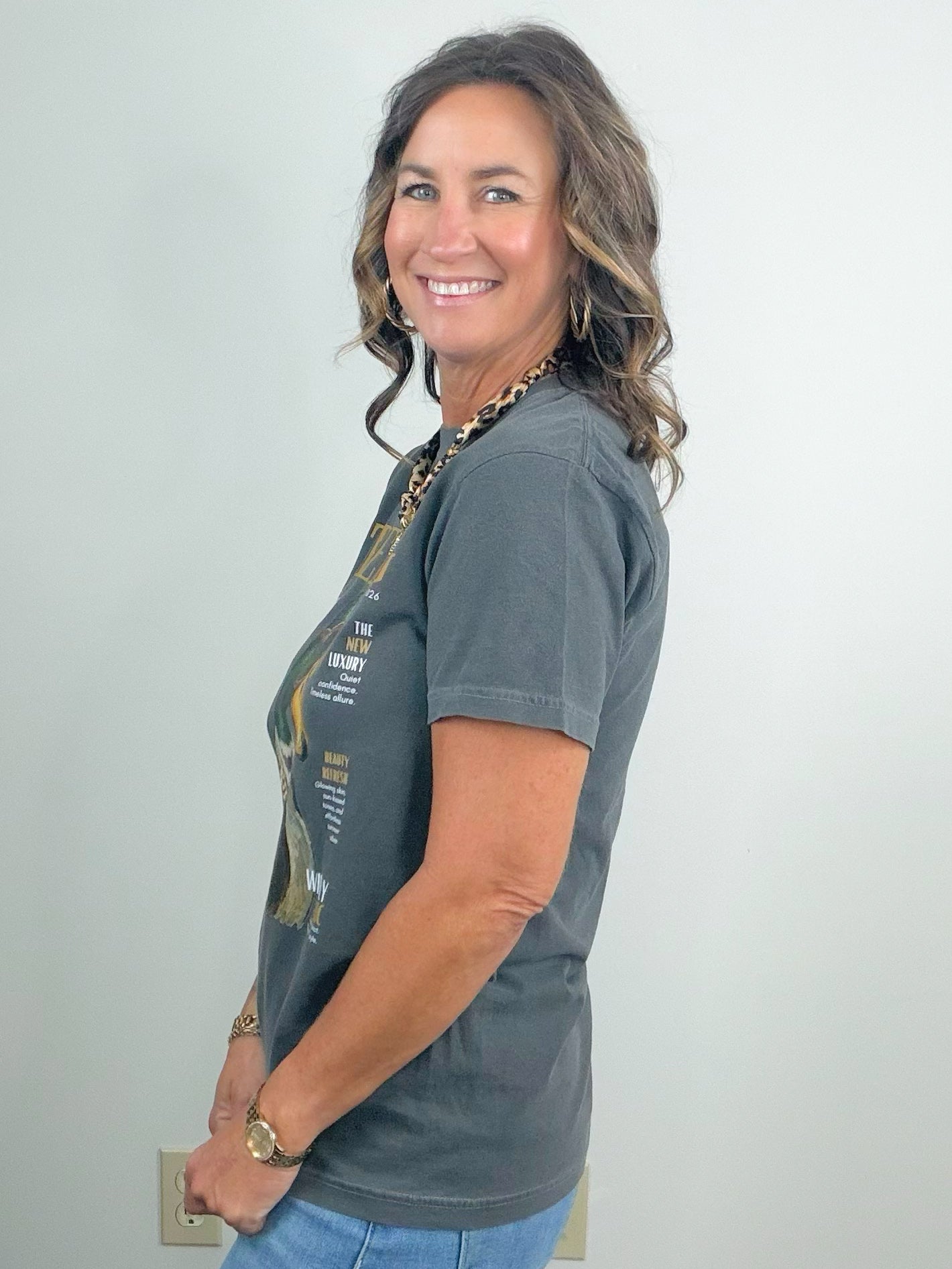 Cover Girl Mallard Graphic Tee - Jessi Jayne Boutique