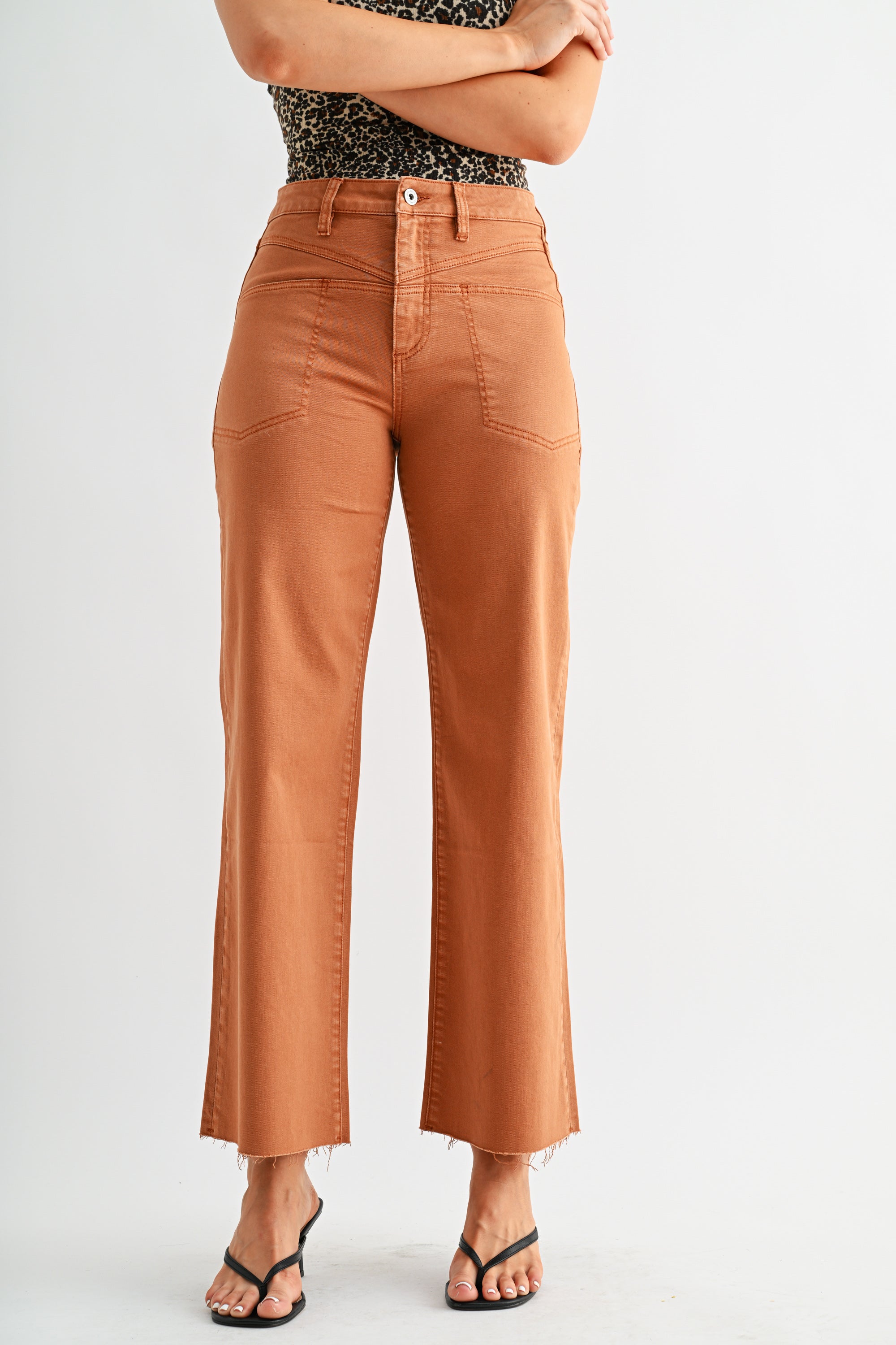 High-rise Wide Leg Ankle Front Yoke