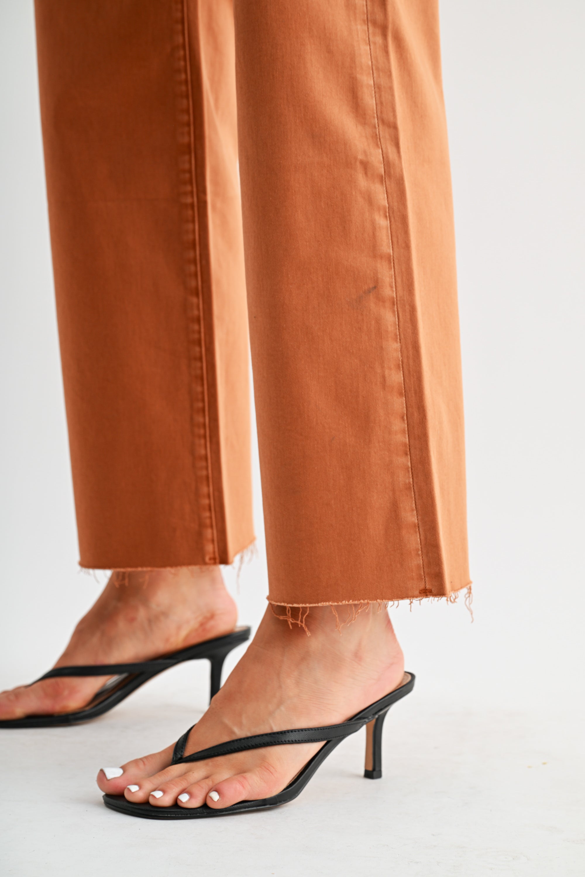 High-rise Wide Leg Ankle Front Yoke