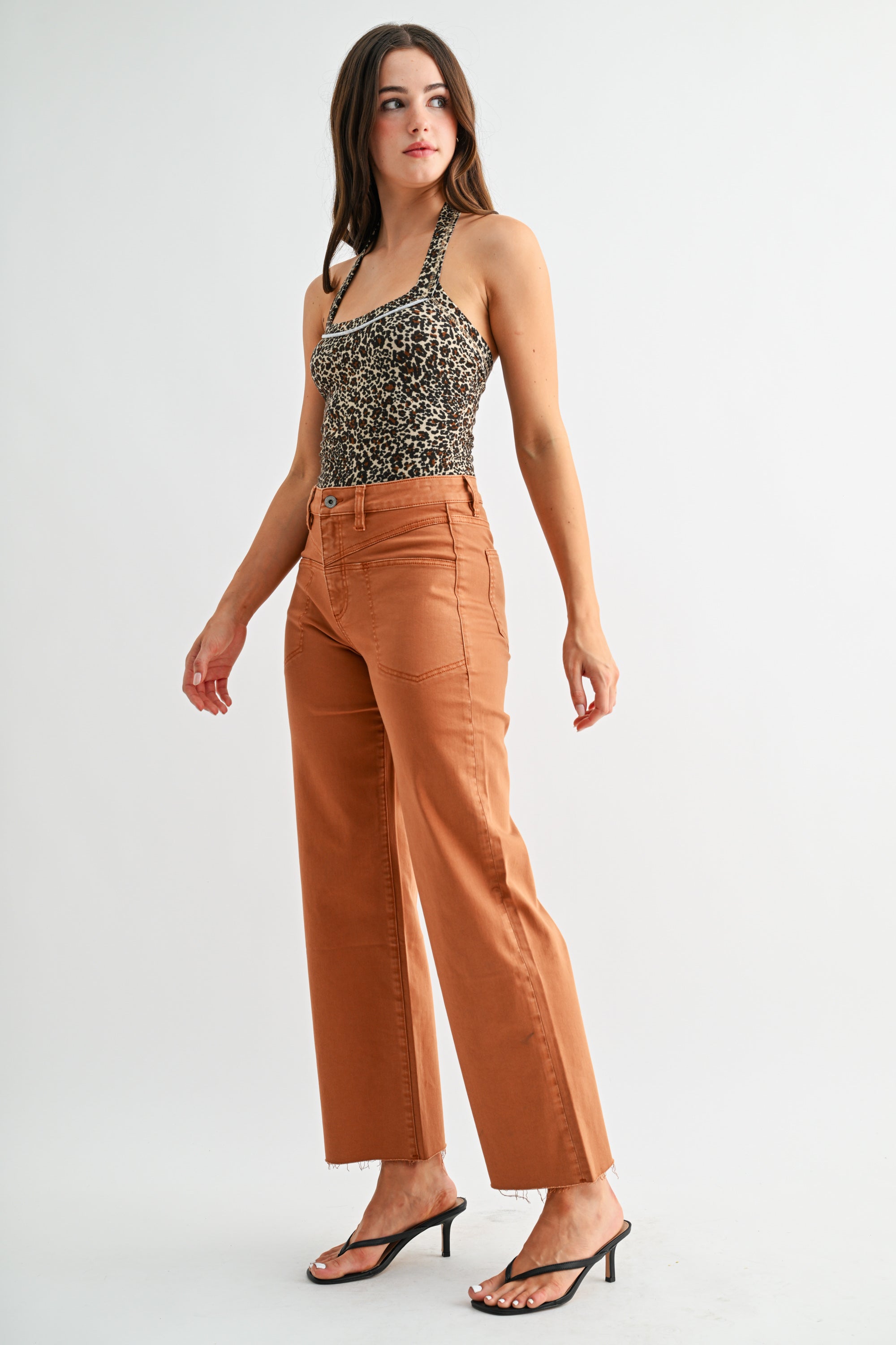 High-rise Wide Leg Ankle Front Yoke
