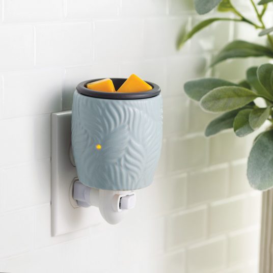 Ocean Palm Pluggable Fragrance Warmer - Jessi Jayne Boutique
